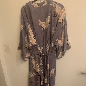 Long Kimono-like Cardigan